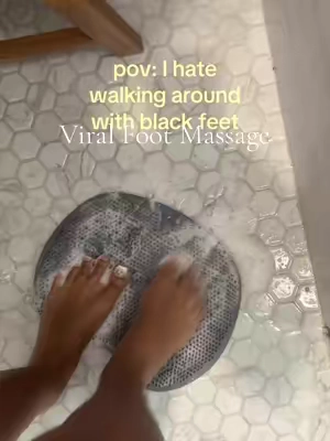 feels js like a massage🧼🦶🏽