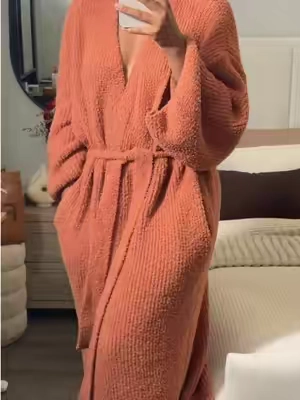 My favorite warm colors 😍🧸🍂—NEW colors added.  #fallfashion #robe #cozyathome #plushrobe 