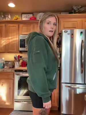 #hoodie #oversizedhoodie #oversized #halfziphoodie 
