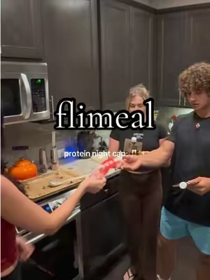 Little low calorie protein drink for the night cap #flimeal #flimealprotein #drinks #protein #proteindrinks 