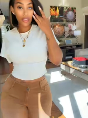 @Halara #tiktokshop #TikTokshopbacktoschool #OOTD #SohoChic #FallOutfits 