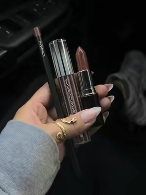 medium trio 🍂  #maccosmetics #maclipcombo #lipstick #lipgloss #lipcombo @M·A·C Cosmetics 