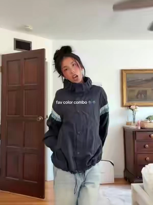7686759503253097759