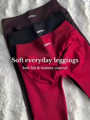 The way i live in these leggings!#legging #leggingsoutfit #legging #pants #yogawear #sportwear #gymwear #activewear #gymleggings #fpy 