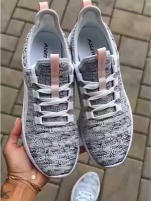 walking on clouds ☁️👟✨ #TikTokShopFinds #WalkingShoes #ComfortShoes #SneakerTok #EverydayStyle