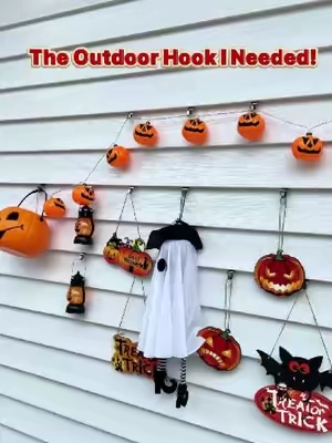 Halloween is right around the corner. Don’t let your vinyl siding look empty. Grab these no-drill stainless steel vinyl siding hooks!  #vinylsiding #tiktokshopstockup #halloweenfinds #christmasfinds #falldecorating 