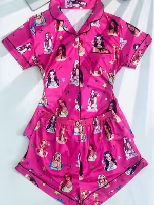 a thoughtful gift for fellow fans! 🧸🎀☁️✨  #KATSEYE #katseyestan   #kpop #pajamas  #tiktokshopblackfriday