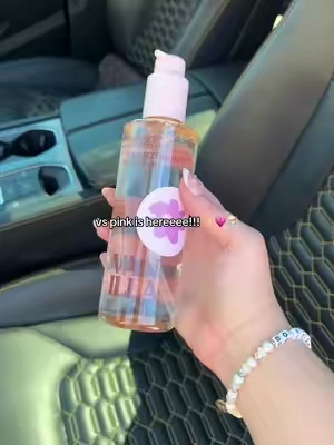 pink vs vanilla glazed skin body oil 🤤✨ #VanillaGirl #bodyoil #pinkvs #vanillabodyoil 