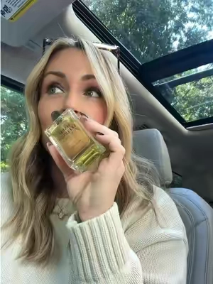 if New York in the fall were a perfume✨🖤@Uncommon James #kristincavallari #perfumetok #fallfragrance #quietluxury #fragrancetok 