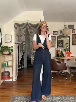 Been wearing this on repeat 

#denimjumpsuit #overalls #bluejeans #fallfashion #jumpsuit