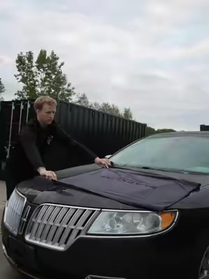 Not a single streak left behind… #detailing #blackline #carcare #cars #dryingtowel 