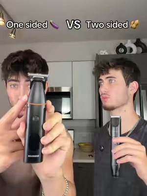I was NOT expecting it to get that smooth… 😳🥜🪒

#menstrimmer #trimmer #electrictrimmer #mensgrooming #tiktokmademebuyit 