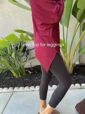 I need one in every color ✨ #tunictop #leggingsoutfit #falloutfit #comfyoutfits 
