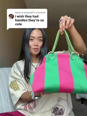 Replying to @btyprd89 When you’re going through the colors, you’ll have to scroll all the way to the left and the ones with handles are on the end 