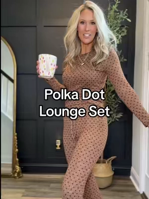 Polka dot lounge set! ✨ #loungeset #loungewear #loungewearoutfit #polkadots #fallfits @AUTOMET  