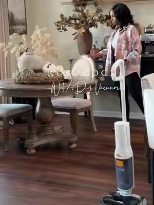 Using my Roborock vacuum mop to clean my kitchen floor. It makes cleaning so much easier! It vacuums and mops at the same time, leaving your floors clean and fresh ♥️ Perfect for busy homes!  @RoborockUS   #roborockf25GT #F25GT20 #wetanddrycleaner #tiktokshopstockup #roborock 