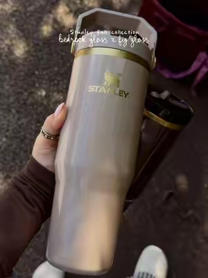 🍂🍂🍂 #stanley #stanleyquencher #tumblersoftiktok @Stanley 1913 