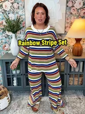 This two piece striped outfit deserves every single bit of hype it’s been given!! I LOVE this!!! @Buenoble #twopieceset #twopieceoutfit #loungewear #buenoble #ttsacl 