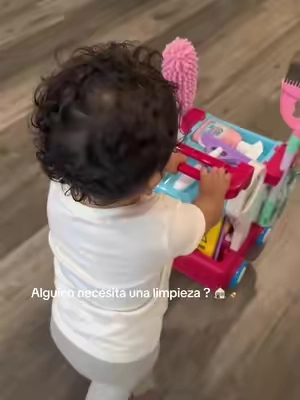 Ya tengo quien me ayude a limpiar 🤭 #juguetesparaniños #juguetesparabebes #bebesdetiktok #toysfortoddlers #paratiiiiiiiiiiiiiiiiiiiiiiiiiiiiiii 