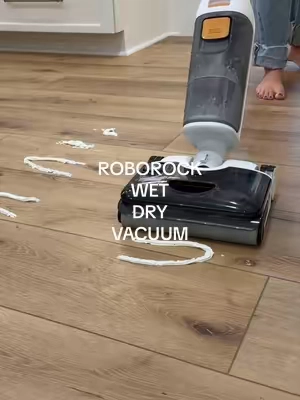 The Roborock wet dry vacuum mop vacuums and washes your floors at the same time, so crumbs, spills and everyday messes get handled in one pass. Such an easy way to clean hard floors faster — and the price makes it even better. #roborock #floorcleaner #vacmop #vacuumcleaner #mopping @RoborockUS 