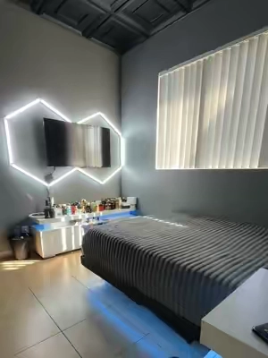 This floating bedframe looks amazing! #fyp #room #bedroom 
