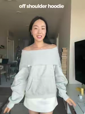 the concept of an off-shoulder hoodie 😮‍💨 @aelfriceden_official #aelfriceden #hoodie #oversizedhoodie #offshoulder #fallsweater