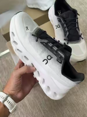 @Evans Sneakers On Running Cloudtilt Sneakers #sneakers #onrunning #cloudtilt #Running #walking 