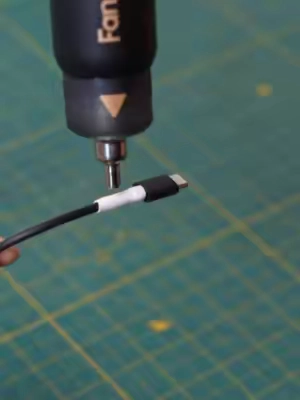 A quick fix can make a big difference. 🔥🔌 With some heat shrink tubing and the Fanttik H3 Master, fixing a worn-out cable is quick and easy. Compact, cordless, and built for precise heat control, it’s perfect for small repairs and everyday DIY projects. Small tool. Clean fix. Done. ⚡ #Fanttik #FanttikH3 #H3Master #HeatGun #MiniHeatGun #CordlessHeatGun #HeatShrink #HeatShrinkTubing #CableRepair #DIYRepair #TechRepair #ElectronicsRepair #DIYTools #ToolTok #QuickFix #RepairDontReplace