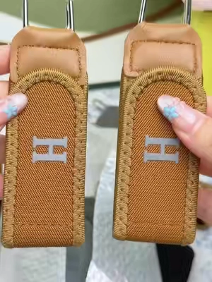 ¡Olvídate de las hebillas molestas! Cinturón elástico sin hebilla, cómodo, no engancha cremalleras ni roza botones. #belt #nobuckle #unisexbelt  #TikTokMadeMeBuyIt  #tiktokshopstockup 