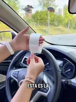 ¿Todavía no encuentras el soporte de teléfono ideal para tu coche? Este es perfecto para ti. #carmount #car #wirelesscharging #tiktokshop #tiktokmademebuyit