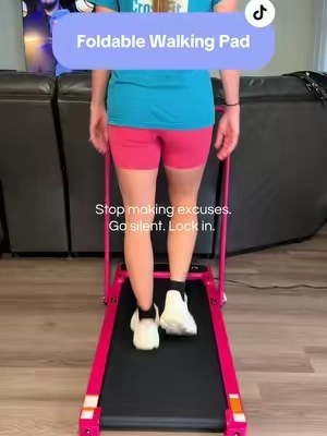 Getting my steps in, but make it PINK 💕🎀 This foldable walking pad is perfect for sneaking in some movement right at home!

#WalkingPad #HomeWorkout #PinkFitness #FitnessFinds #tiktokshop 