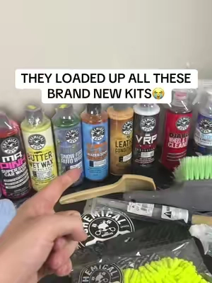 These kits are loaded up #chemicalguys #cars #carwash #soap #detailing 