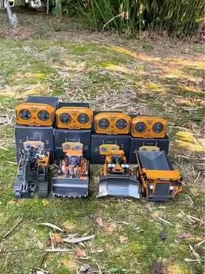 Here! My son really wants a set of engineering car toys!🤩😎🚜🎁❤️#rcexcavator #tiktokshopstockup #Akeleo #rccar #kidstoys 