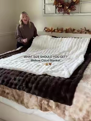 which one do you like the best? my favorite is the XL 🤍 #mellow #mellowsleep #blanket #cozyblanket 