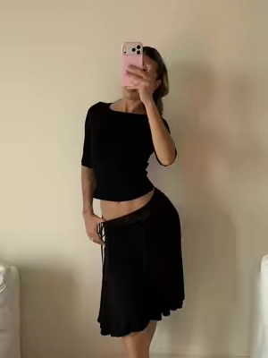 @Princess Polly 🪽 #y2k #tiktokshopcreatorpicks #tiktokshopfalldealsforyou #princesspolly #OOTD 