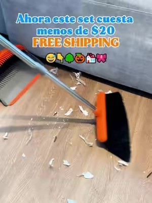 ¡Alto! Antes de gastar $30 o $40 en un set de escoba, mira esto. Muchos sets que venden en las tiendas cuestan más de lo que realmente ofrecen. Este tiene un peine integrado en el recogedor que ayuda a quitar el pelo y la suciedad de la escoba, para que no tengas que hacerlo con las manos. #paratiiiiiiiiiiiiiiiiiiiiiiiiiiiiiii #limpiando #broomanddustpan #broomdustpanset #dealsforyoudays
