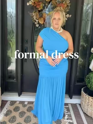 So so stretchy! #formaldress #weddingguestdress #tiktokshopcreatorpicks #fypシ #fyp 