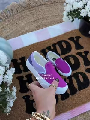 These vans slip on shoes are so cute #vans #kidsshoes #girlmom @vans 