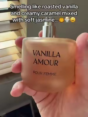 Vanilla amour, a fresh but also sweet and addictively amazing smelling fragrance.#creatorsearchinsights #budgetfragrance #smellgood #unisexfragrance #vanillagirl 