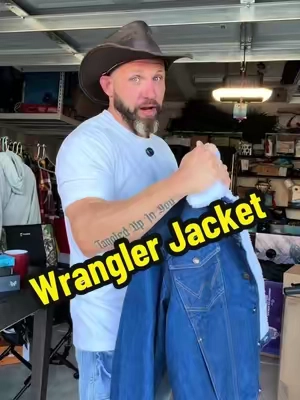 Wrangler denim Sherpa jacket sold by @Boot-Barn #tiktokshopcreatorpicks #mensfashion #jacket #denim #wrangler 