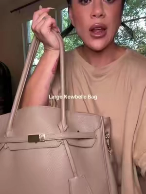 I can fit my whole person in this beautiful bag! @Newbella.Fashion #handbag #largetote #totebag 