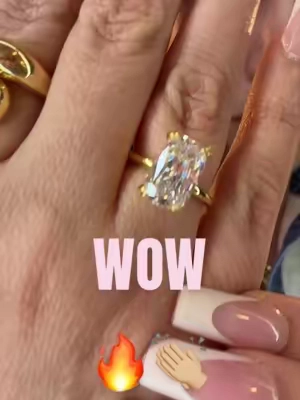 #lookforless #promisering #flowercutring #travelring 