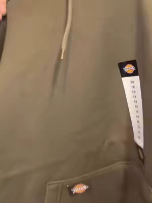 Sudadera Dickies cómoda y de alta calidad perfecto para el uso afuera #dickies #dickiesworkwear #sudadera #ropahombre 