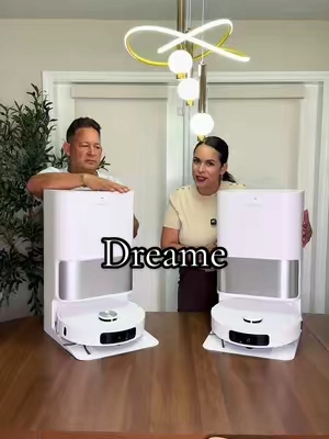 Respuesta a @Yunetsy Sonido del Sol ¿Quién gana esta comparación? 👀🔥 DREAME D30 Ultra vs L10s Ultra En esta casa volvimos a poner dos robots DREAME frente a frente 😂 El L10s Ultra ya tenía su puesto ganado, pero llegó el D30 Ultra con 25,000 Pa de succión, mopas giratorias, limpieza de bordes y una base que se encarga de vaciar el polvo, lavar las mopas y secarlas automáticamente. Dos robots muy completos, pero con diferencias que vale la pena ver antes de elegir. 👀 #DreameD30Ultra #RobotAspirador #tiktokshopblackfridaydeals #tiktokshopcreatorpicks #tiktokshopstockup 