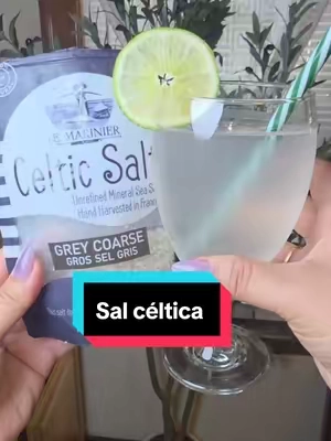 una manera tan facil y sencilla de mantenerte hidratado y mineralizado con esta sal céltica    . @lemarinierseasalt #tiktokshopstockup  #celticsalt #hydration #hydrated #dehydrated