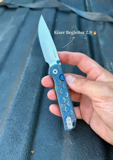 Kizer Begleiter 2.9 with a BD1N steel blade, vortex-pattern Micarta handle, button liner lock, and lightweight design. #Kizer #PocketKnife #EDC #EDCGear #OutdoorGear