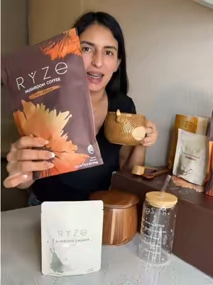 Respuesta a @Azu Lemuz El cafecito que necesitamos todos los días 😮‍💨👌🏼🤎🫠#cafecito #cafe #Ryze #cafedehongos #amantesdelcafe 