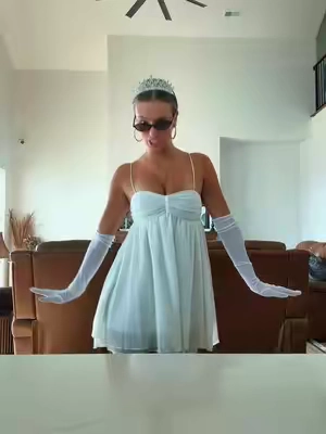 shut up! #princesscostume #princess #princessdiariescostume #cheapcostumeideas #easycostumes 