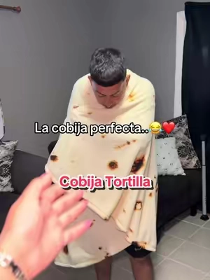 Me encanto esta cobija de tortilla..😂❤️🌮 #tortilla #tortillablanket #burritoblanket #soft #cozy 