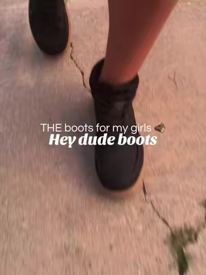 To the girls who like the chunky socks with boots #heydude #heydudeshoes #boots #fallfashion @HeyDude 